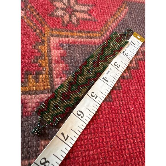 Multicolor Wide Seedbead Braceled Green Red Gold - Picture 6 of 7